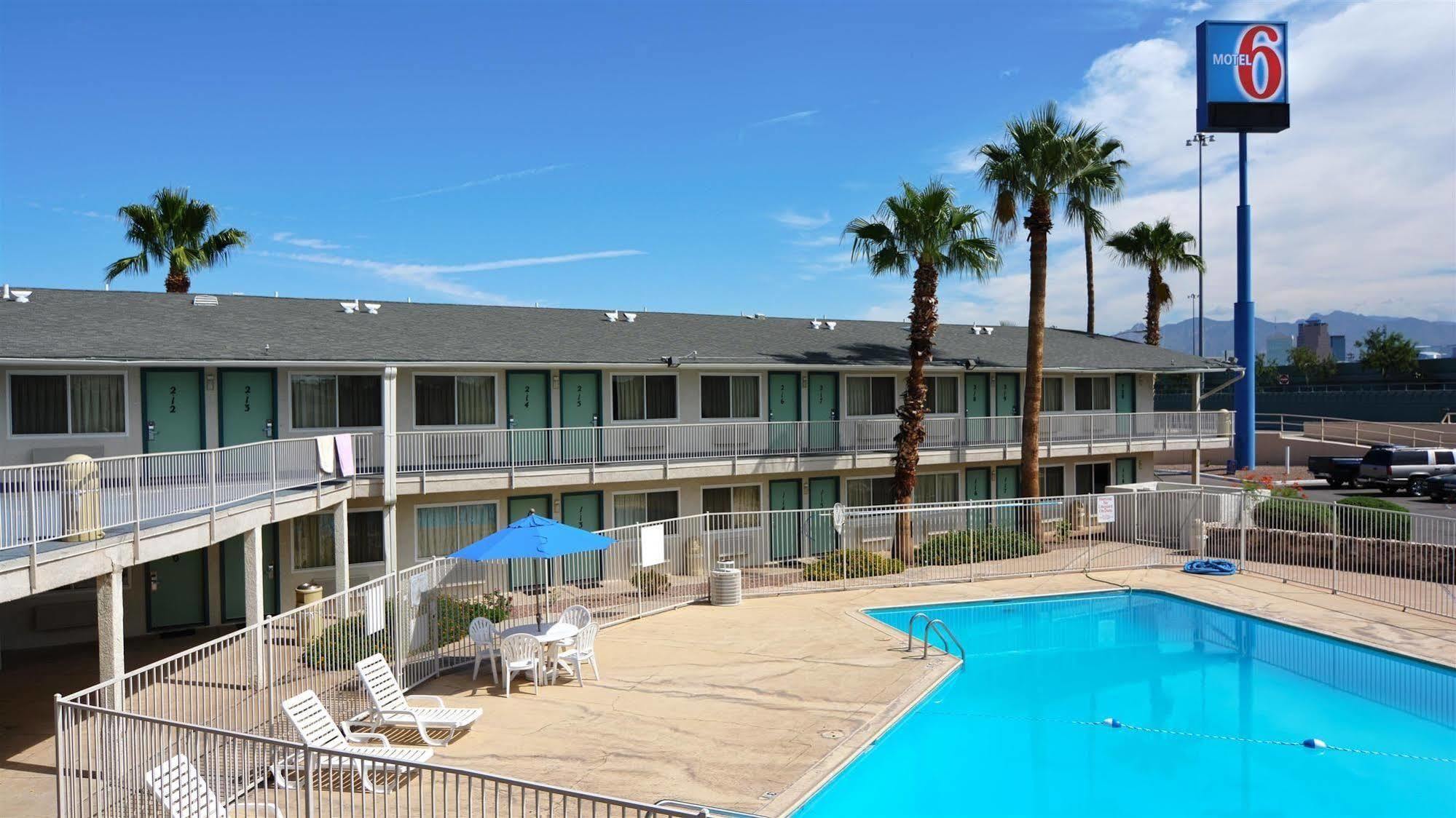 Voco The Tuxon By Ihg Hotel Tucson Exterior photo
